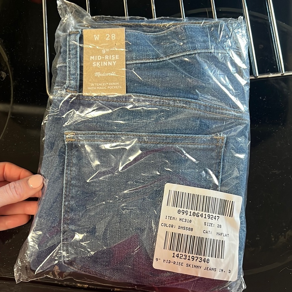 Madewell 9” mid rise skinny